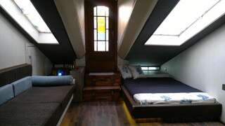 Отель Hotel Imaginarium Тбилиси Бюджетный трехместный номер-2