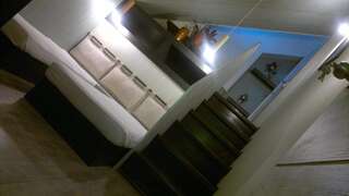 Отель Hotel Imaginarium Тбилиси Двухместный номер с 2 отдельными кроватями-1